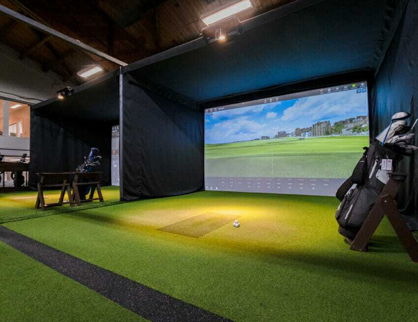 Get in Touch with Your Golfer and Discover the Exciting World of Golf Simulators in Hong Kong