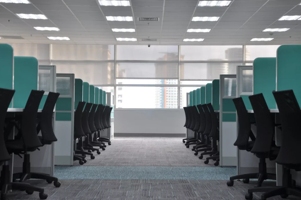 What is the advantage of getting shared office spaces?