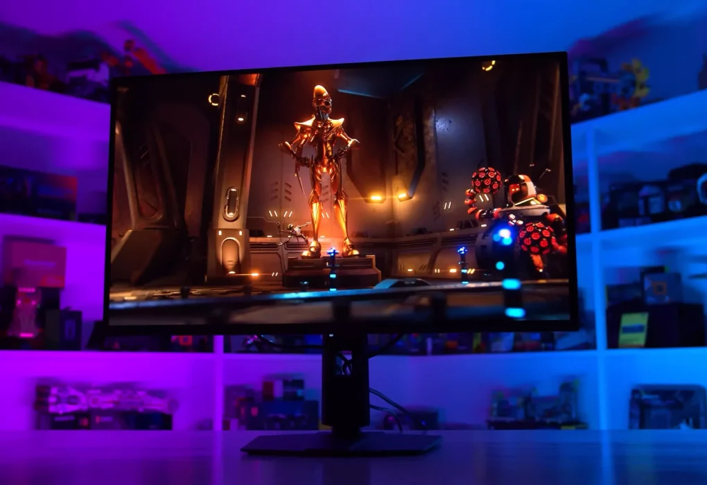 How thoughtful display design can improve visitor interaction naturally