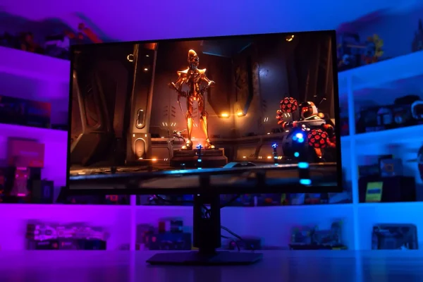 How thoughtful display design can improve visitor interaction naturally